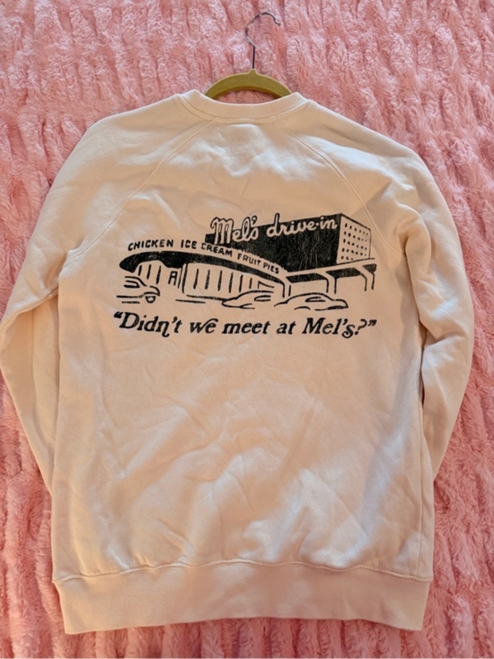 MEL’S DRIVE-IN DINER Oversized Graphic Sweatshirt